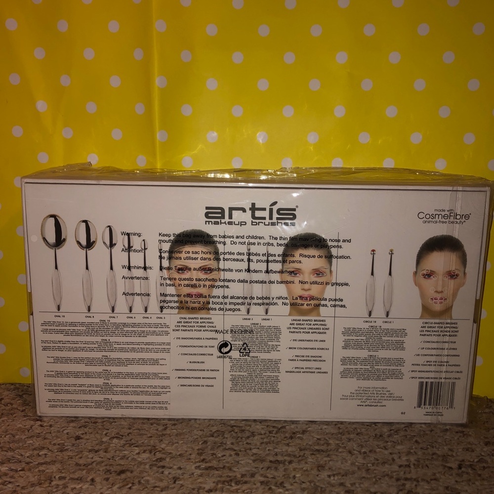 Artis Elite Collection makeup brushes